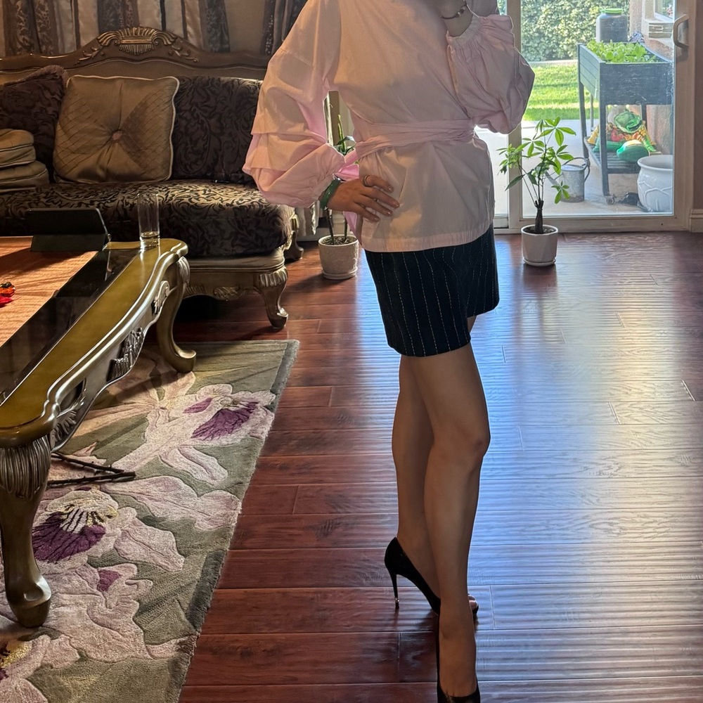 Banana Republic pink top